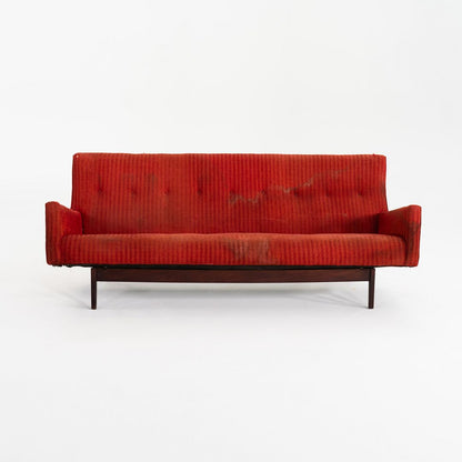 Model U-150 Sofa