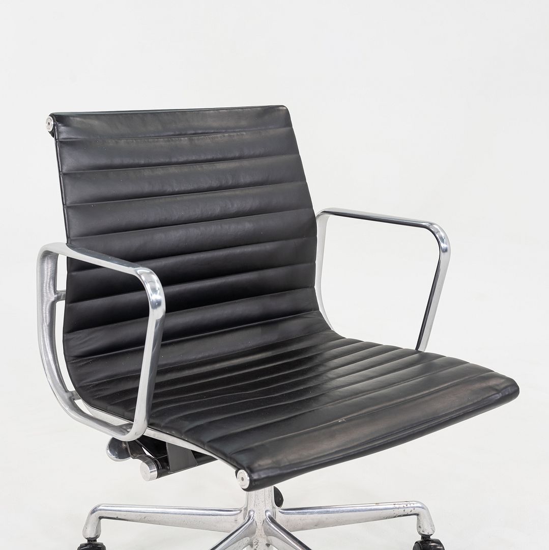 Aluminum Group Management Desk Chair, Model EA335