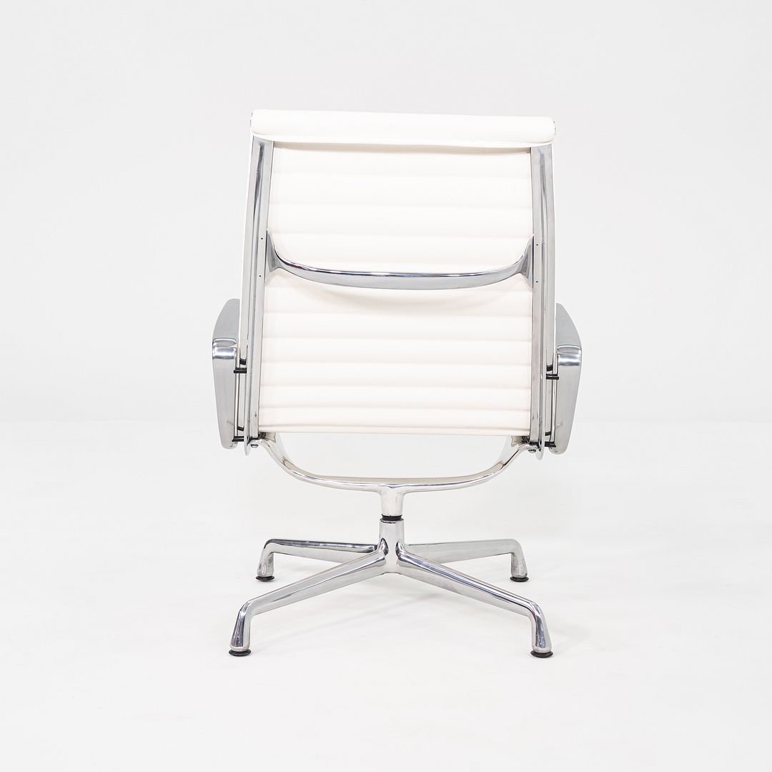 Aluminum Group Lounge Chair, Model EA316