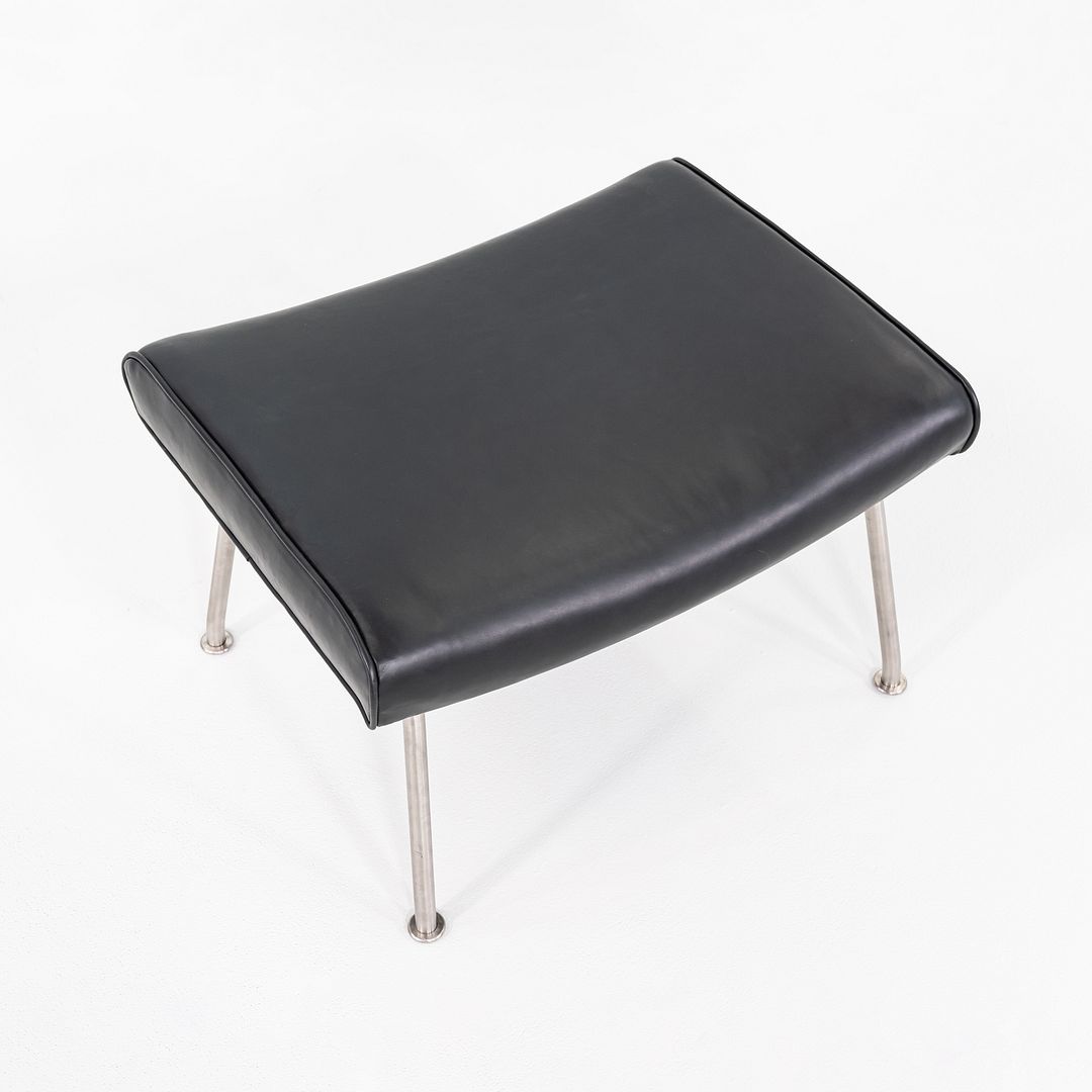 CH446 Footstool