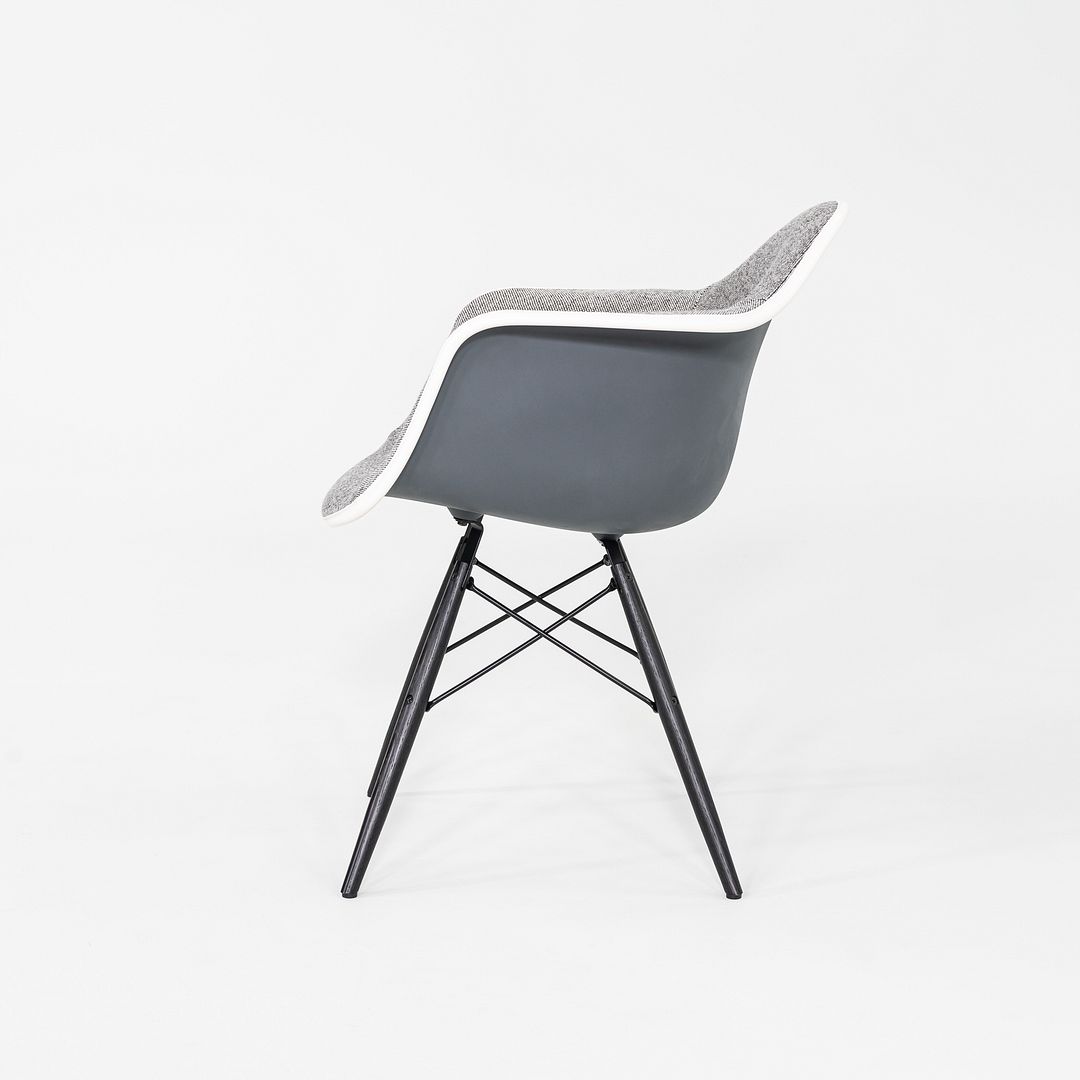 DAW Chair