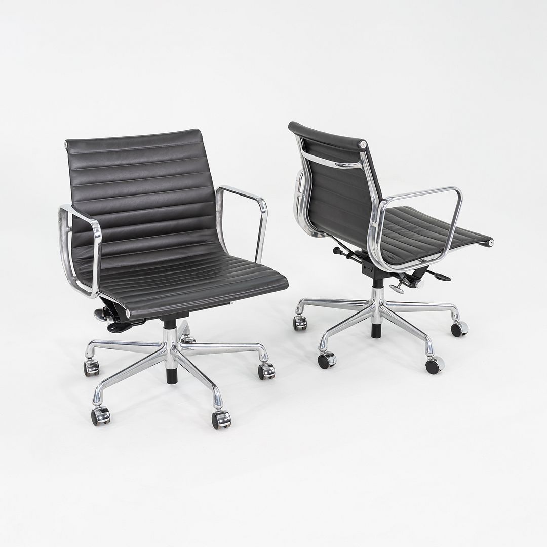 Aluminum Group Management Desk Chair, Model EA335