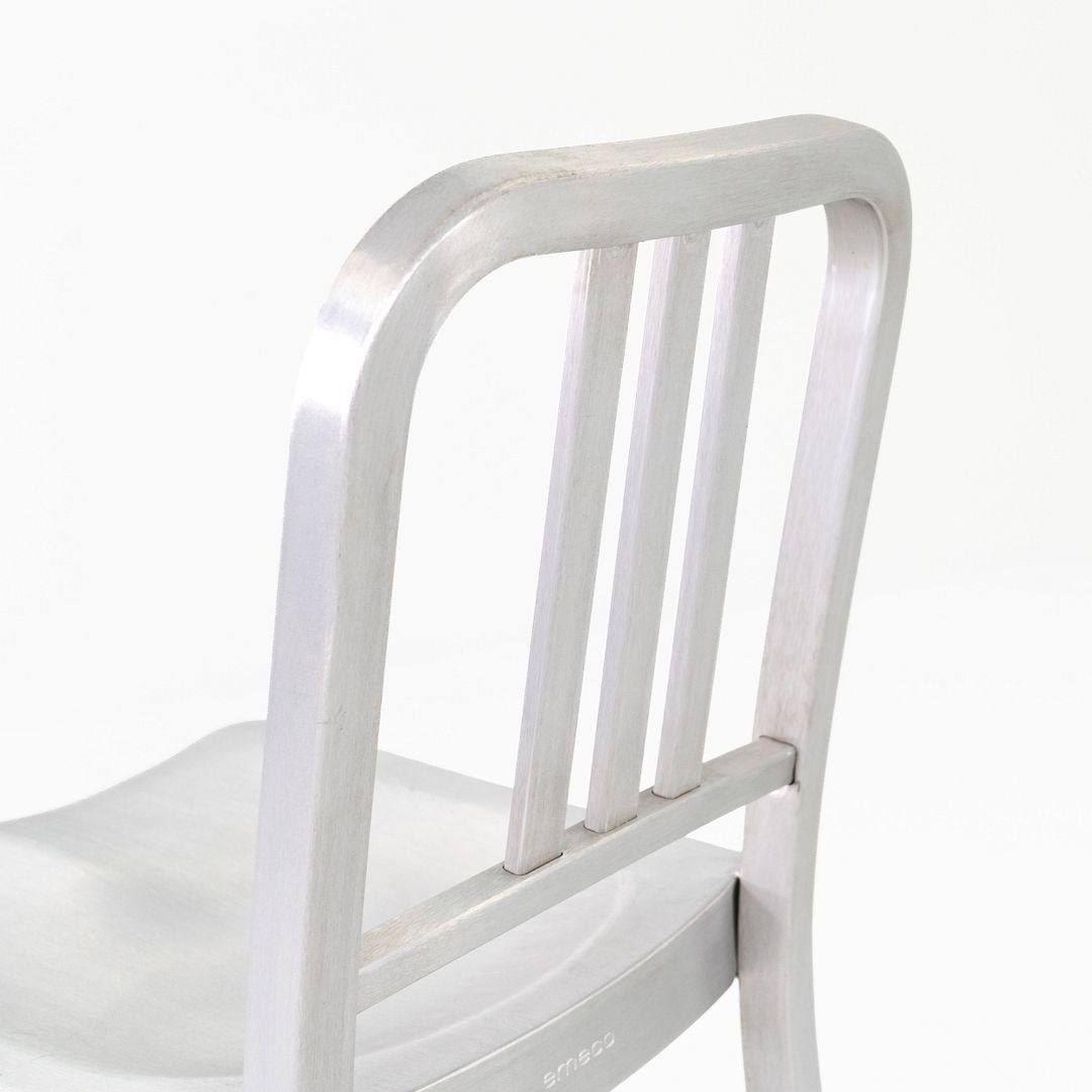 1006 Navy Bar Stool