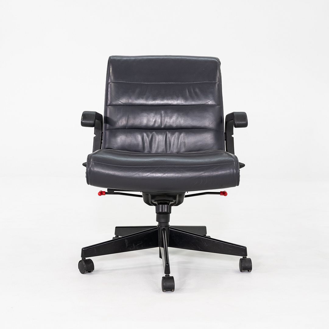 Management Desk Chair