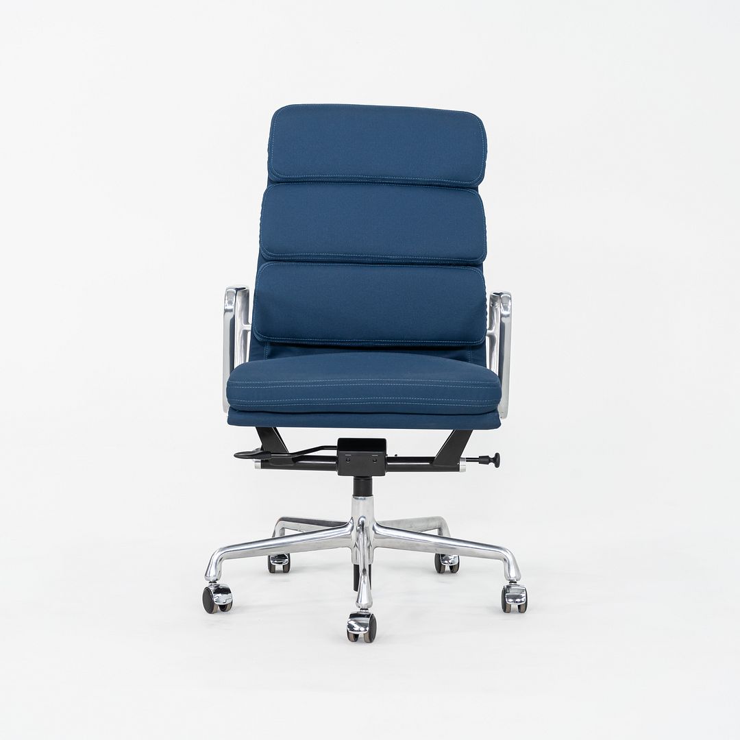 Soft Pad Executive Chair, Model EA437