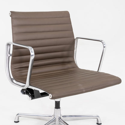 Aluminum Group Management Desk Chair, Model EA334