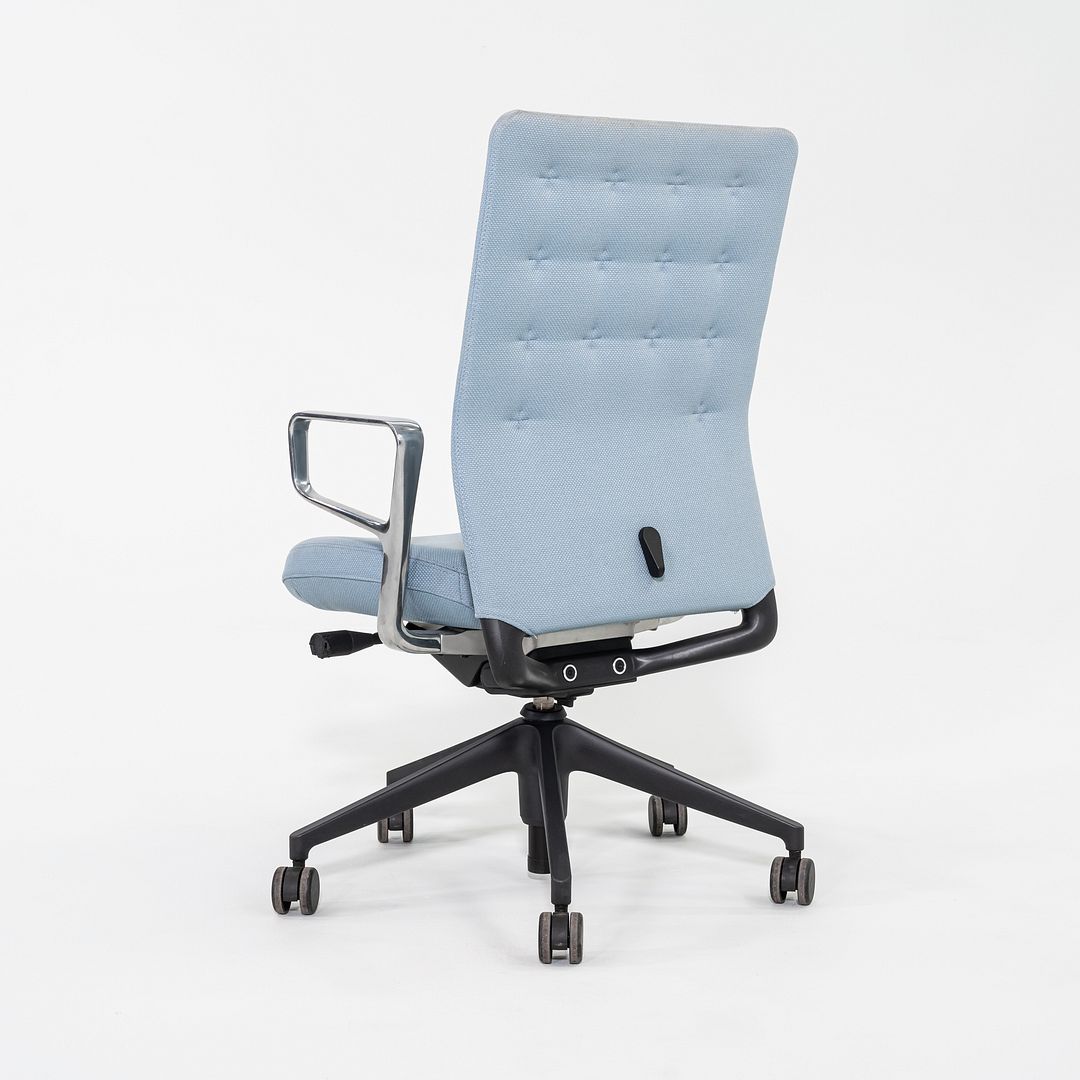 ID Trim Desk Chair