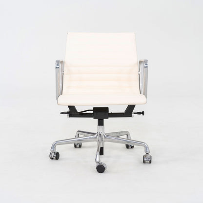 Aluminum Group Management Desk Chair, Model EA335