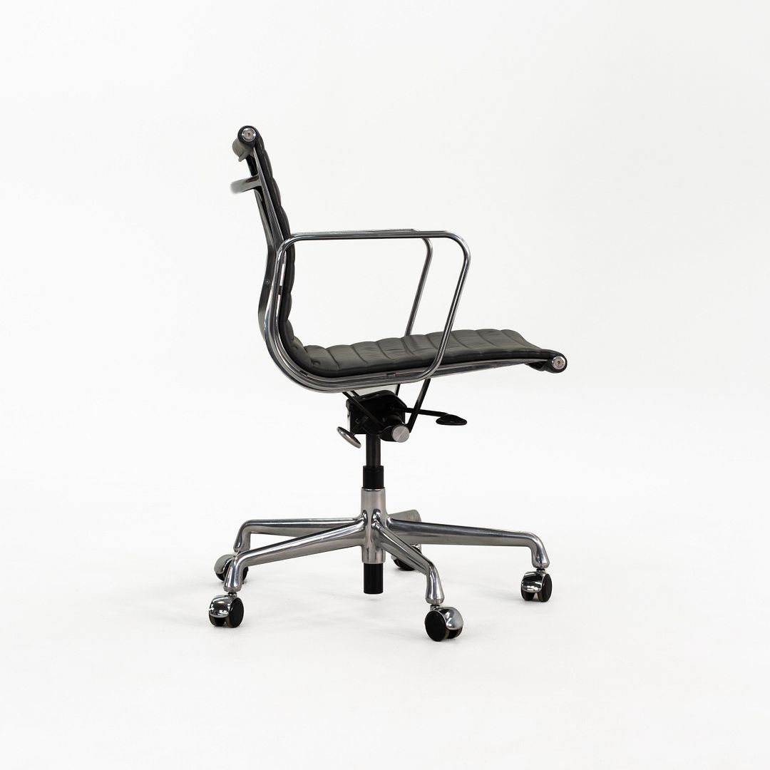 Aluminum Group Management Desk Chair, Model EA335