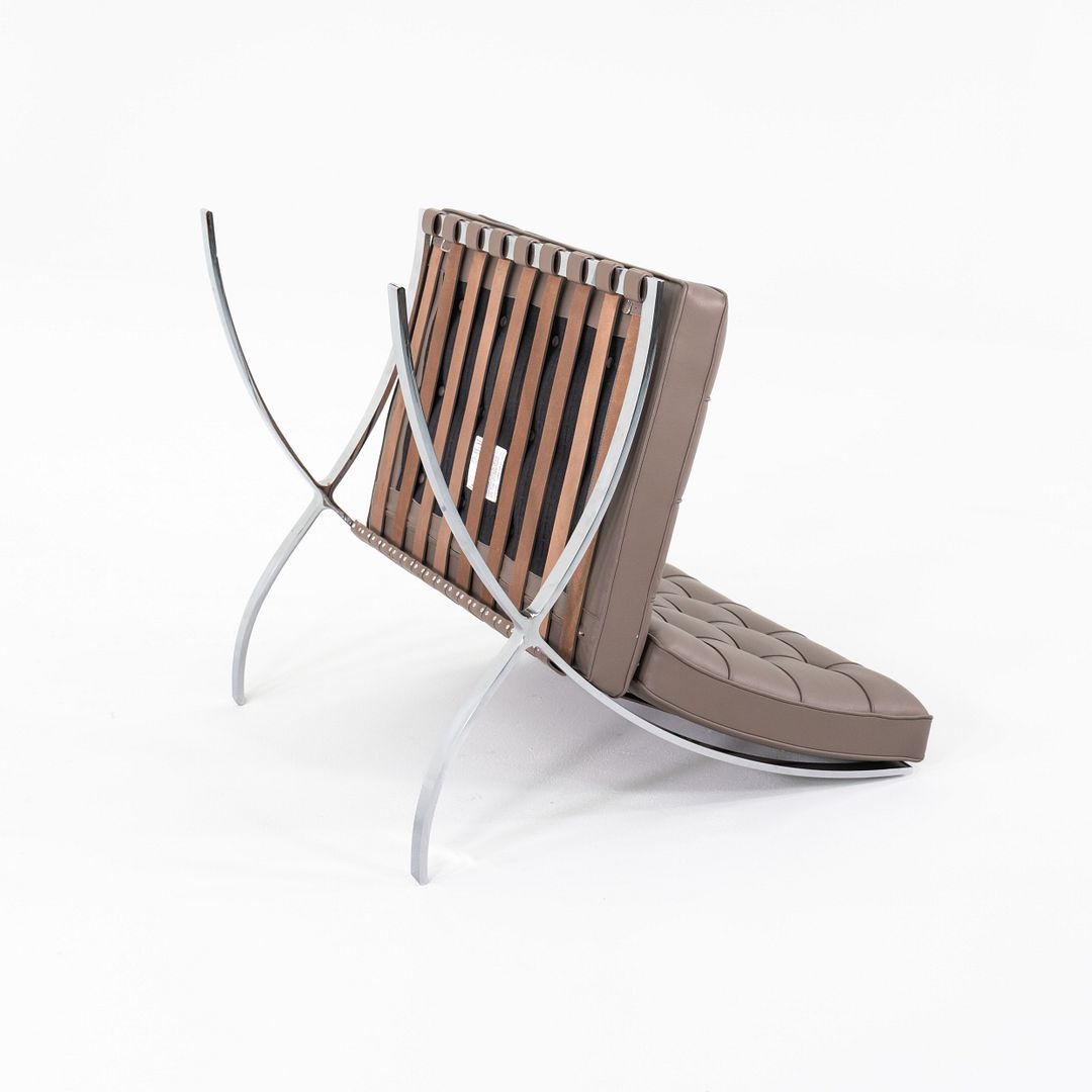 Barcelona Chair, Model 250LC