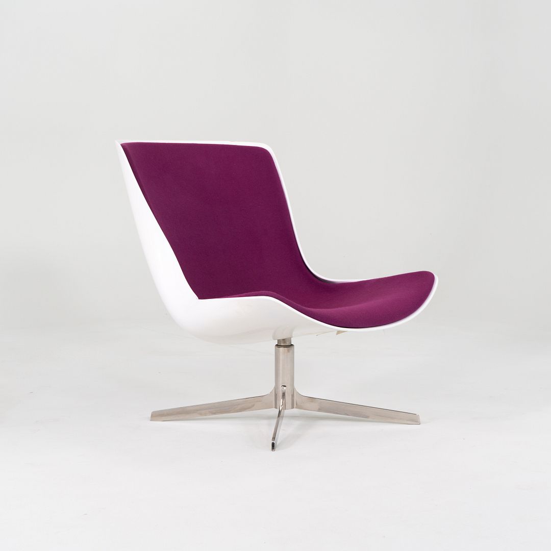 Vika Swivel Lounge Chair