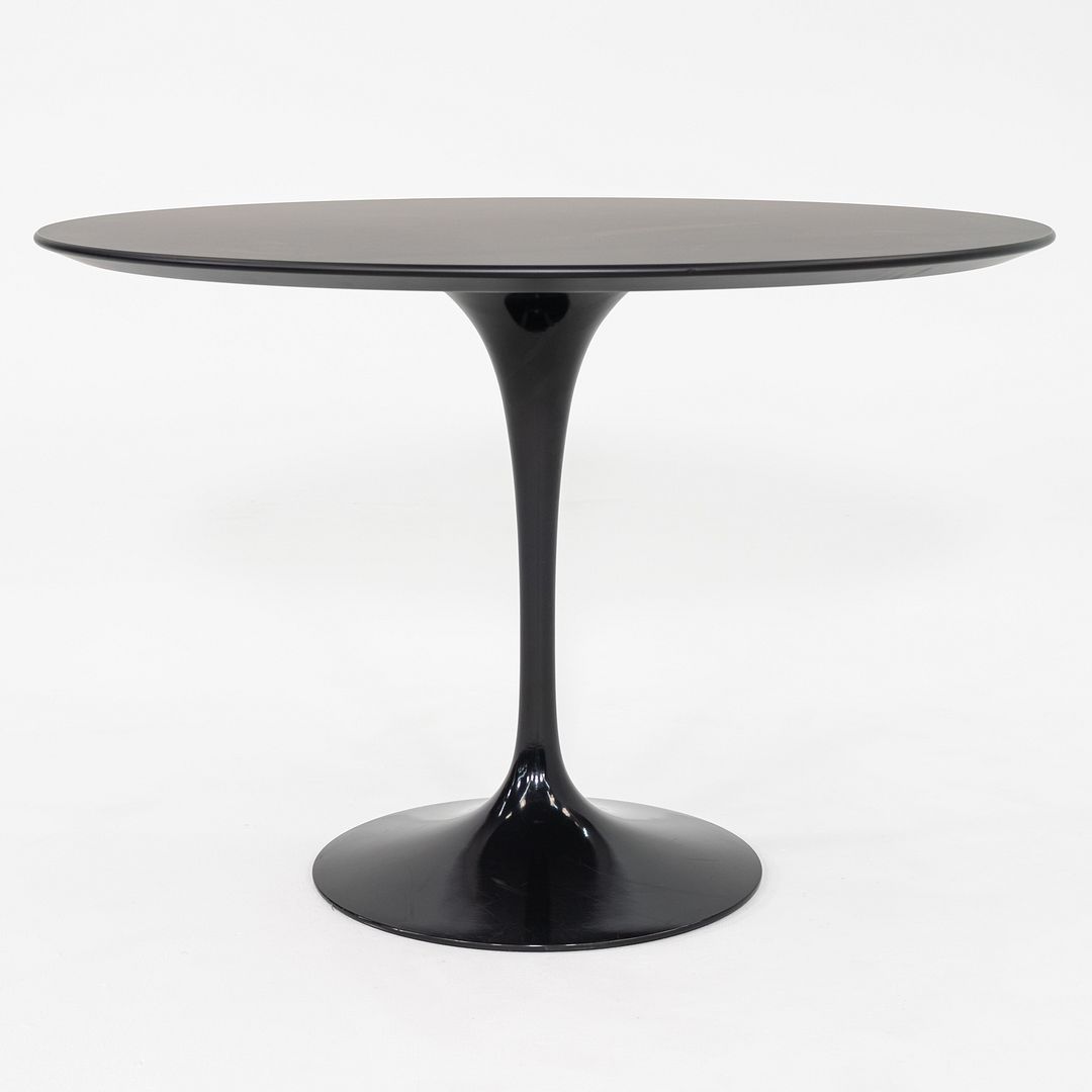 Tulip Dining Table