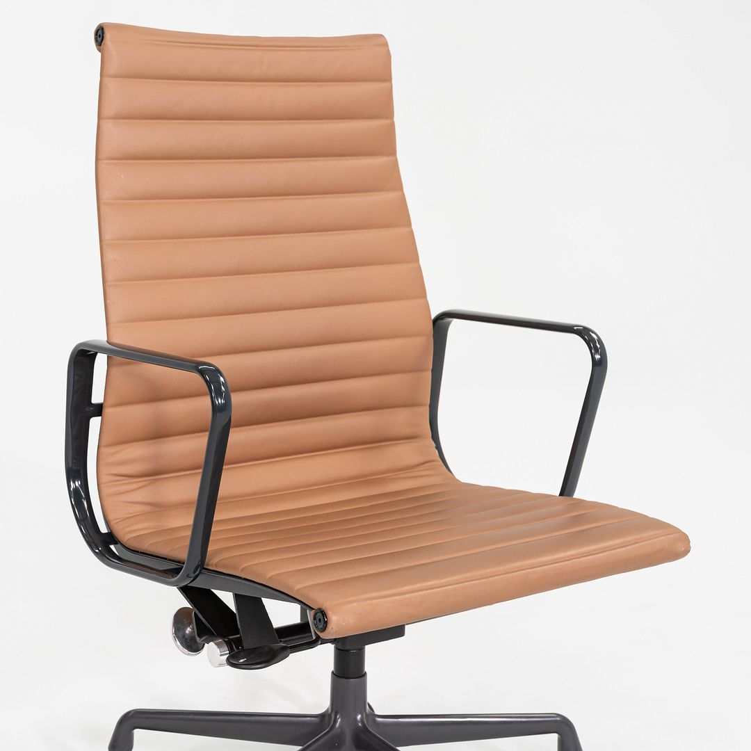 Aluminum Group Executive Desk Chair, EA337