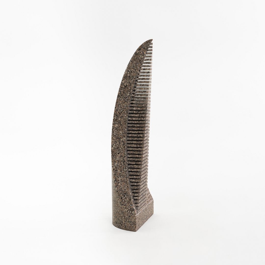 "Vanishing Edge Round" Sculpture