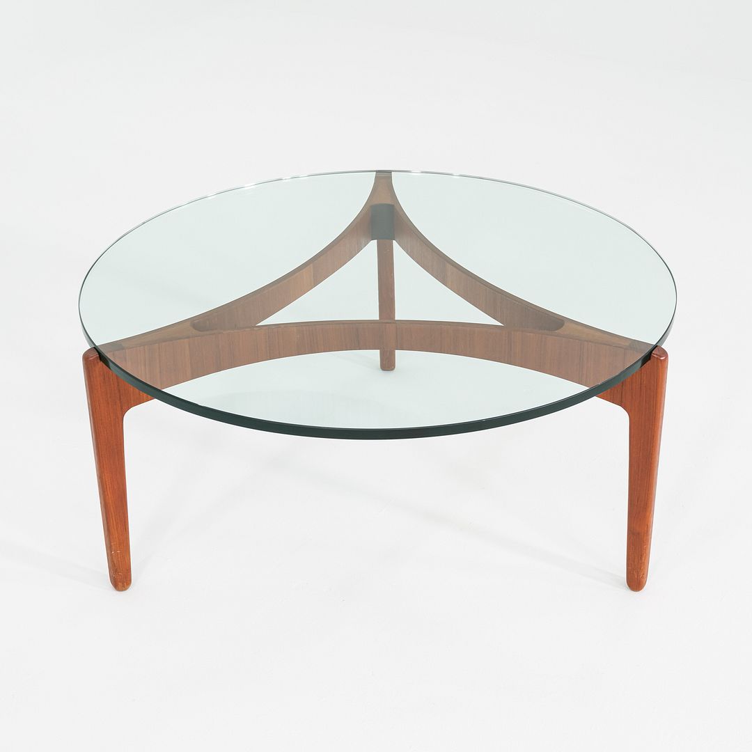 Model #104 Round Coffee Table