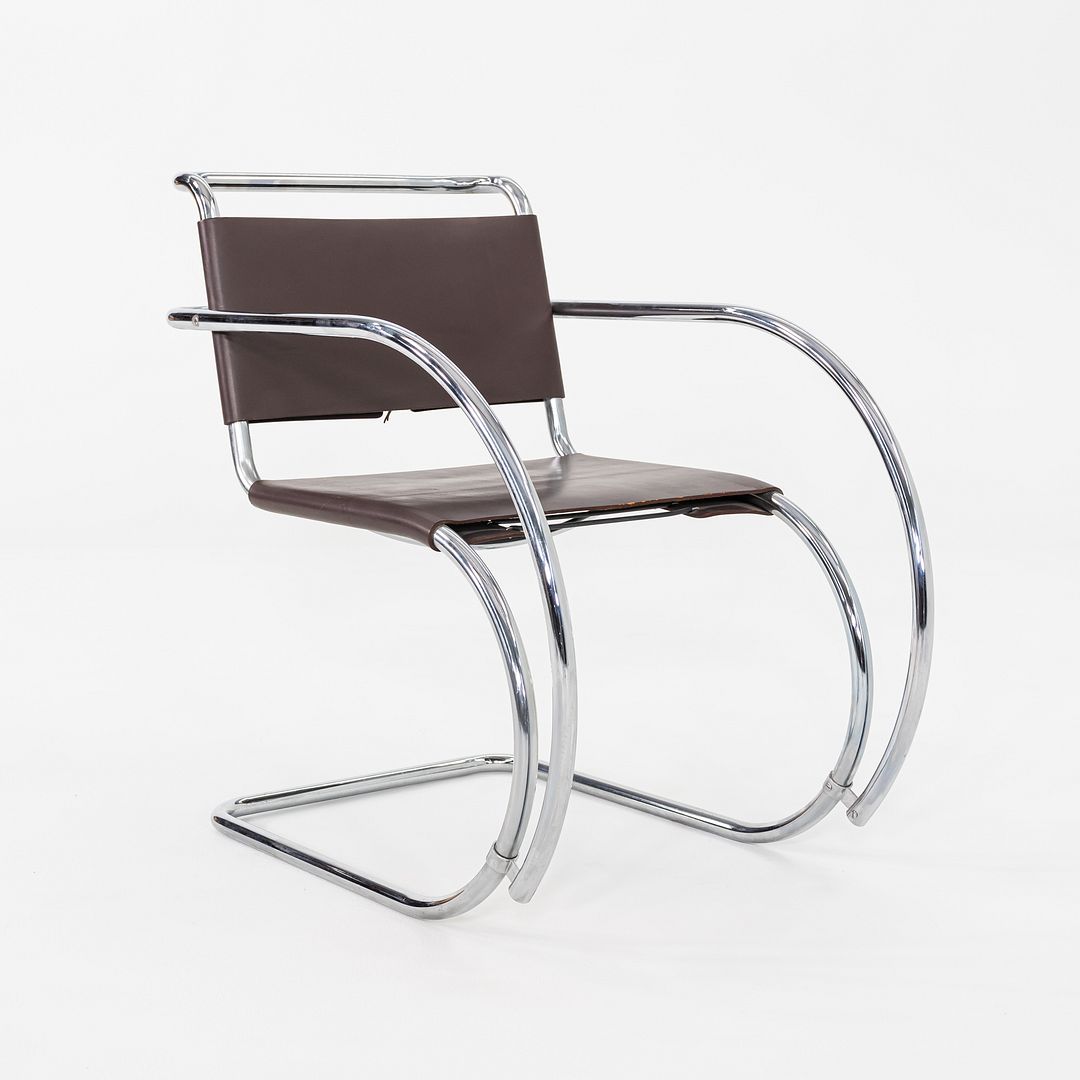 MR20 Armchair