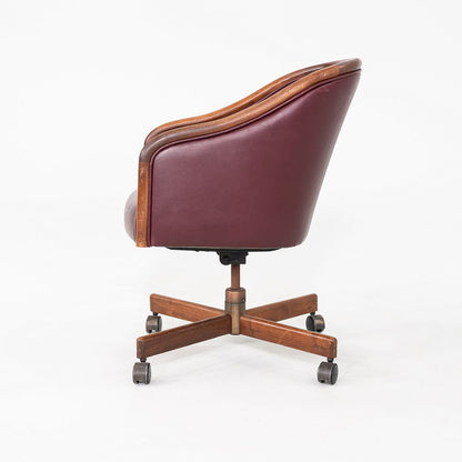 Model 1081 Desk Chair