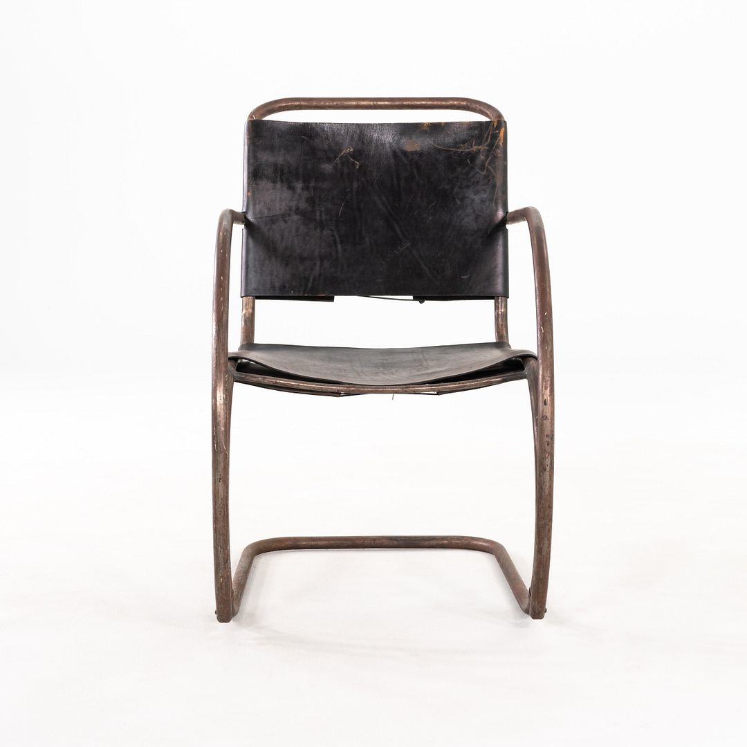 MR 11-12 Lounge Chair
