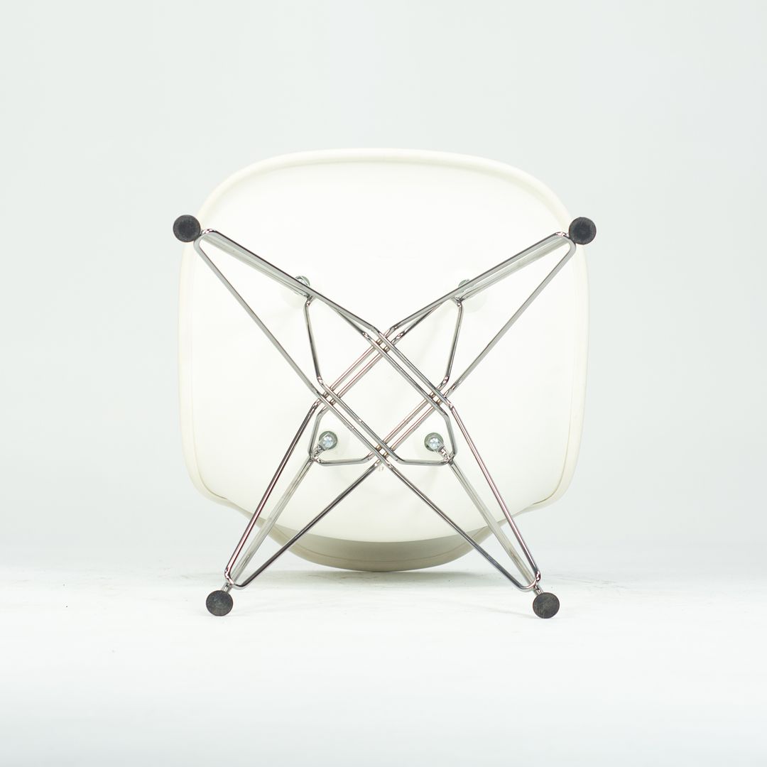 Shell Chair