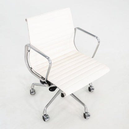 Aluminum Group Management Desk Chair, Model EA335