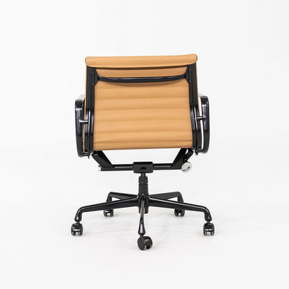 Eames Aluminum Group Management Desk Chair, Model EA335