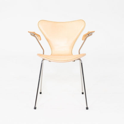Series 7 Arm Chair