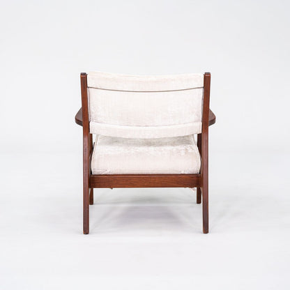 U-430 Lounge Chair