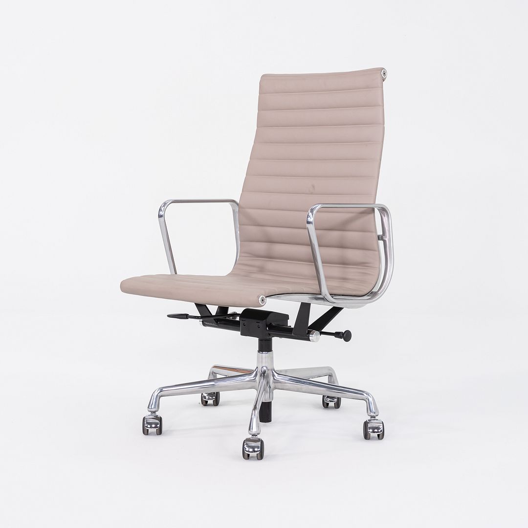 Aluminum Group Executive Desk Chair, Model EA337