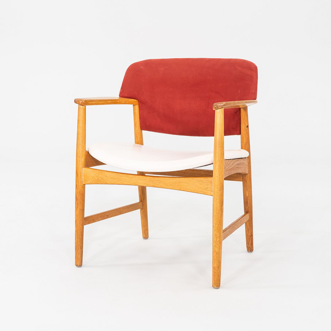 4205 Dining Arm Chair