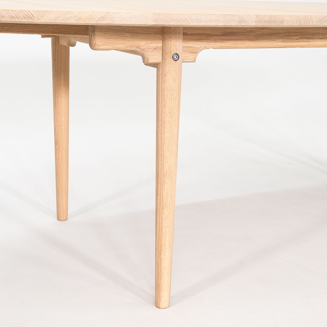 CH339 Dining Table