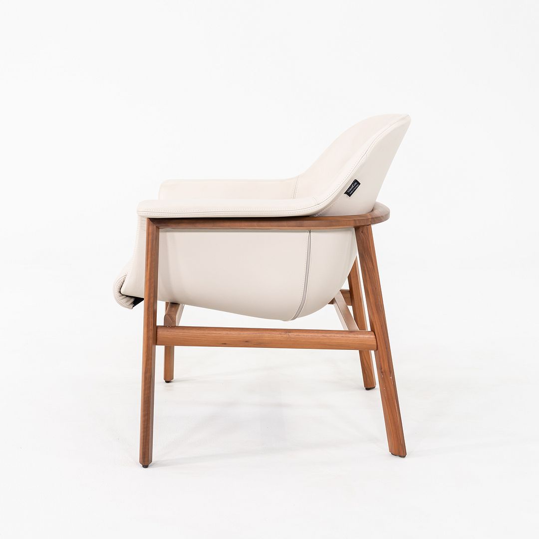 Sedan Lounge Chairs