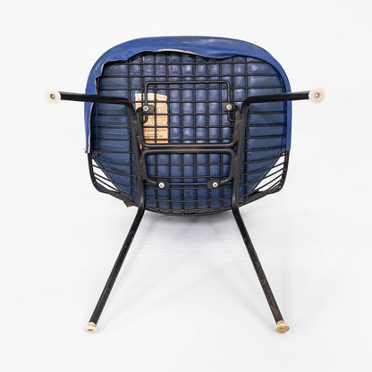 DKX-1 Chair
