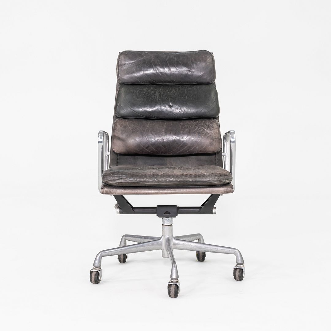 Soft Pad Executive Chair, EA437