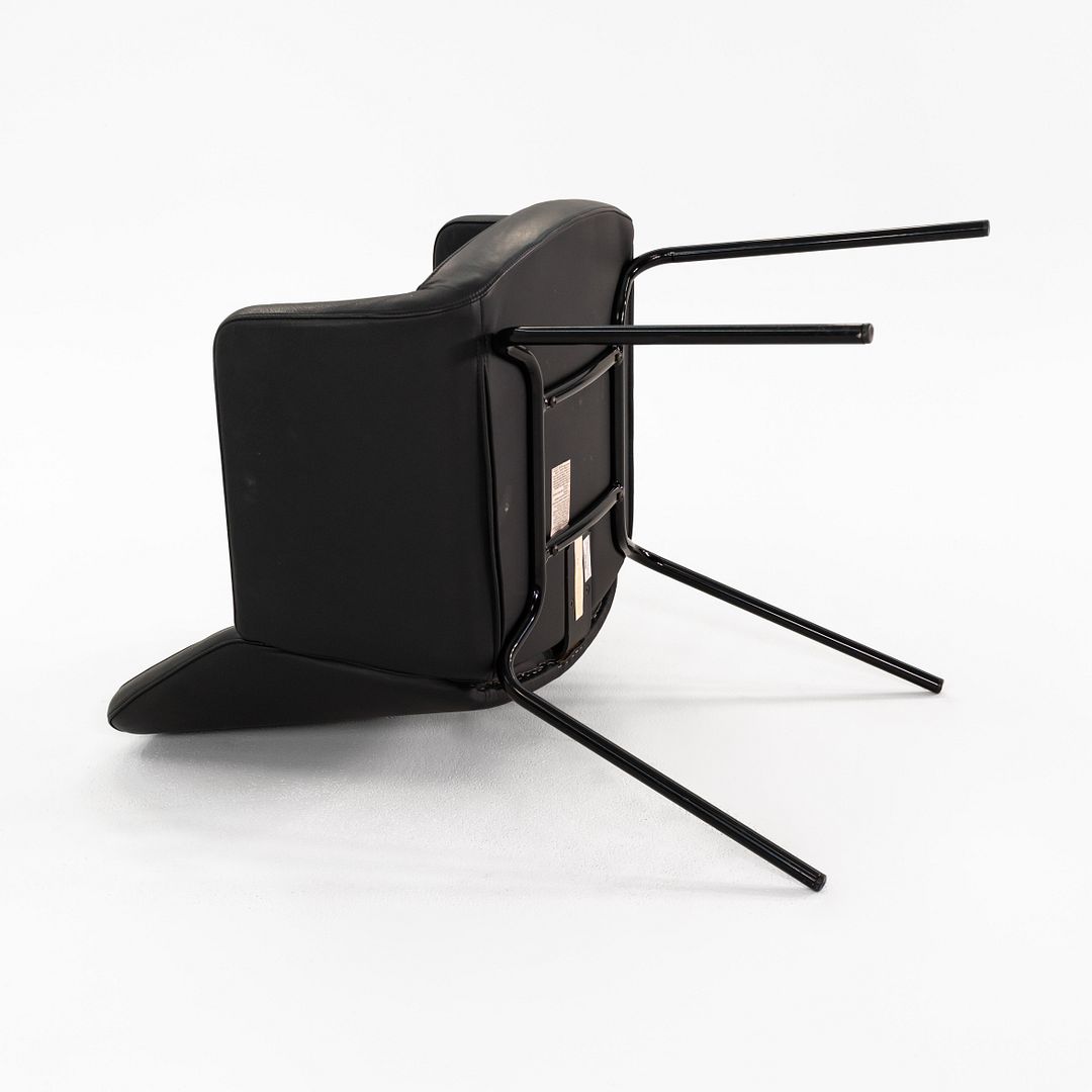 Bindu Guest Chair