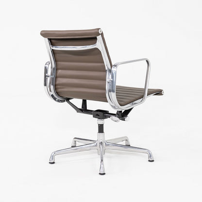 Aluminum Group Management Desk Chair, Model EA334
