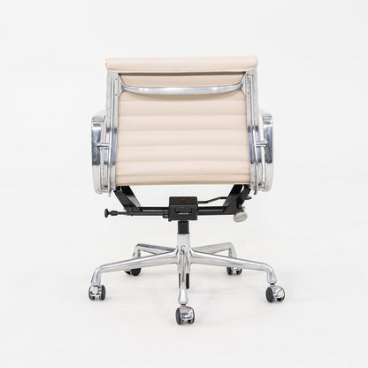 Aluminum Group Management Desk Chair, Model EA335