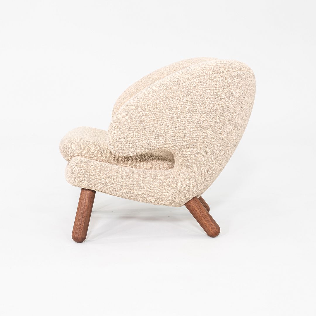 Pelican Lounge Chair