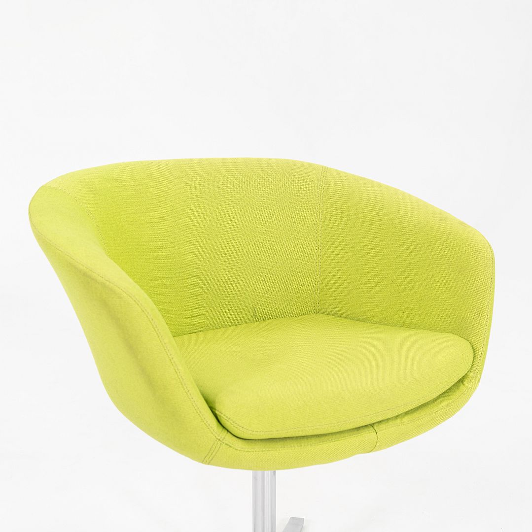 Bob Guest Swivel Chair