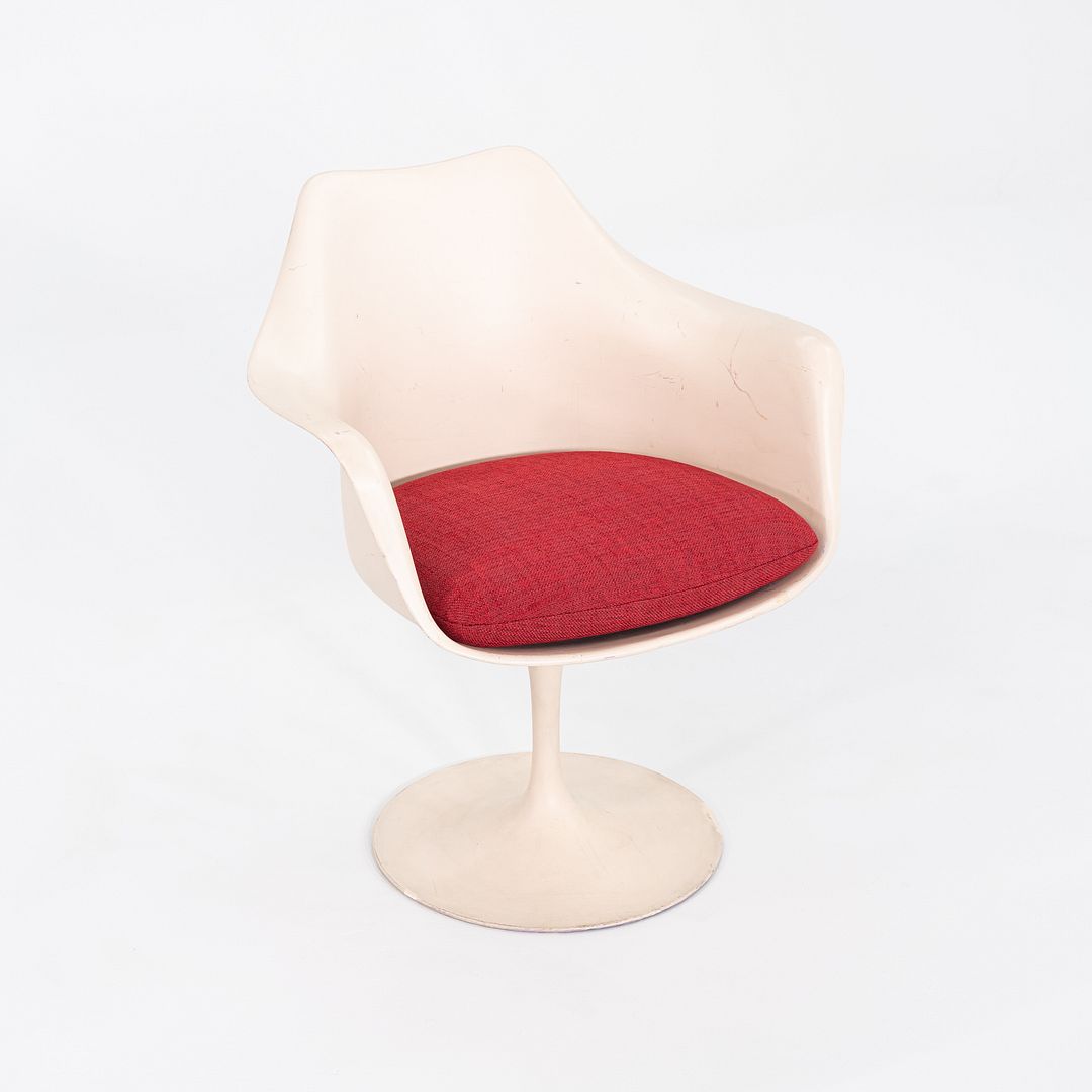 Saarinen Pedestal Tulip Armchair, Model 150 US