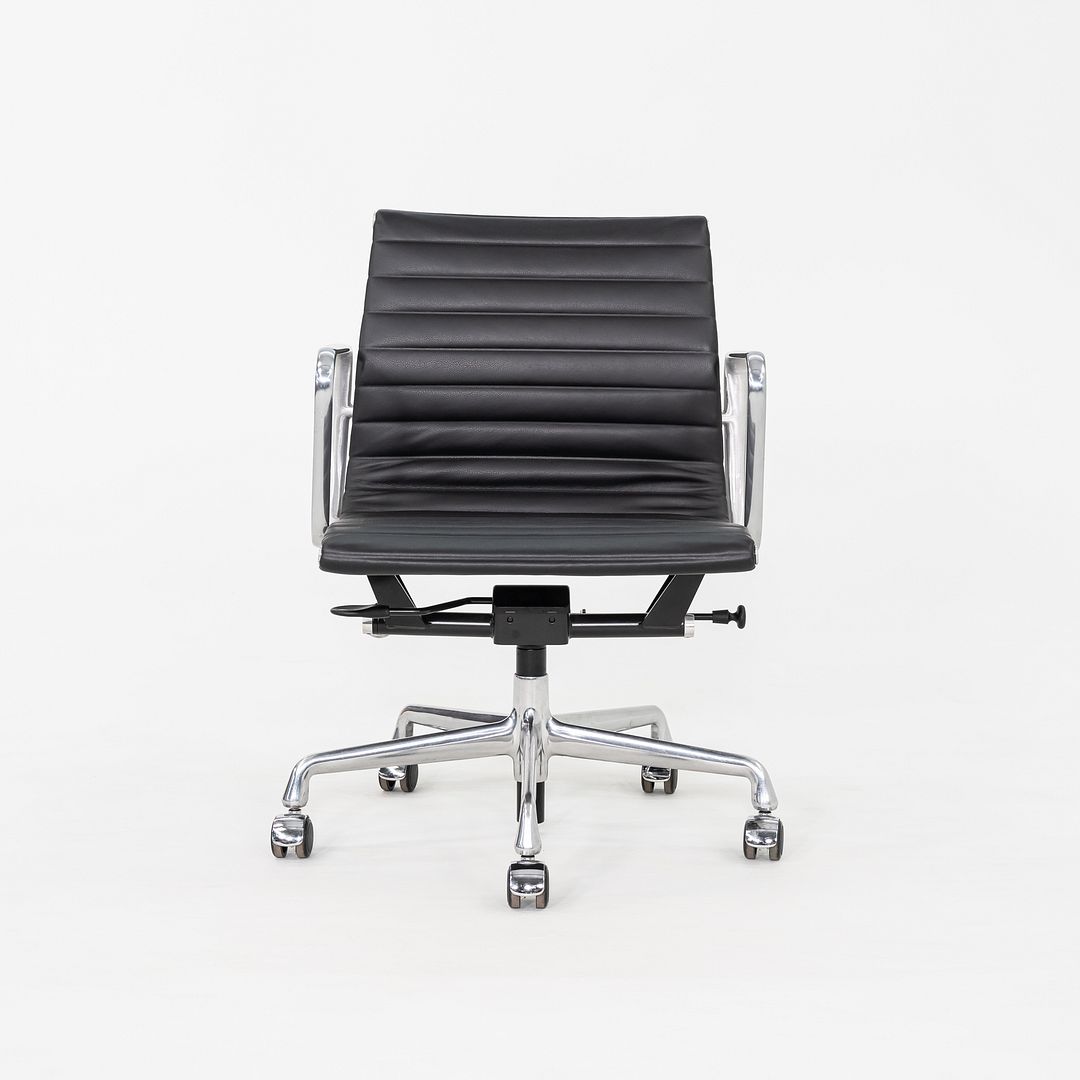Aluminum Group Management Chair, Model EA335