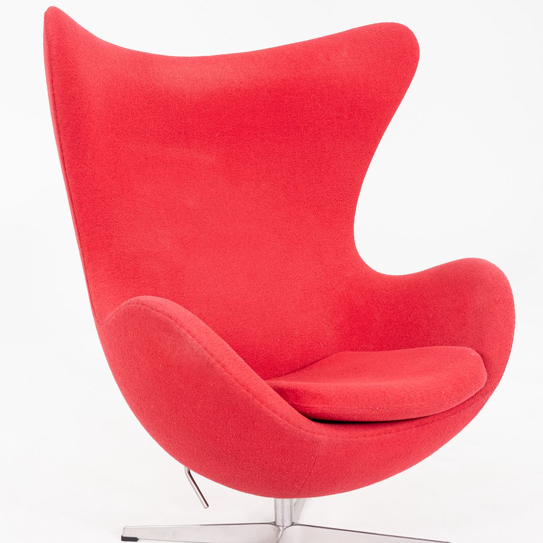 Egg Chair and Ottoman