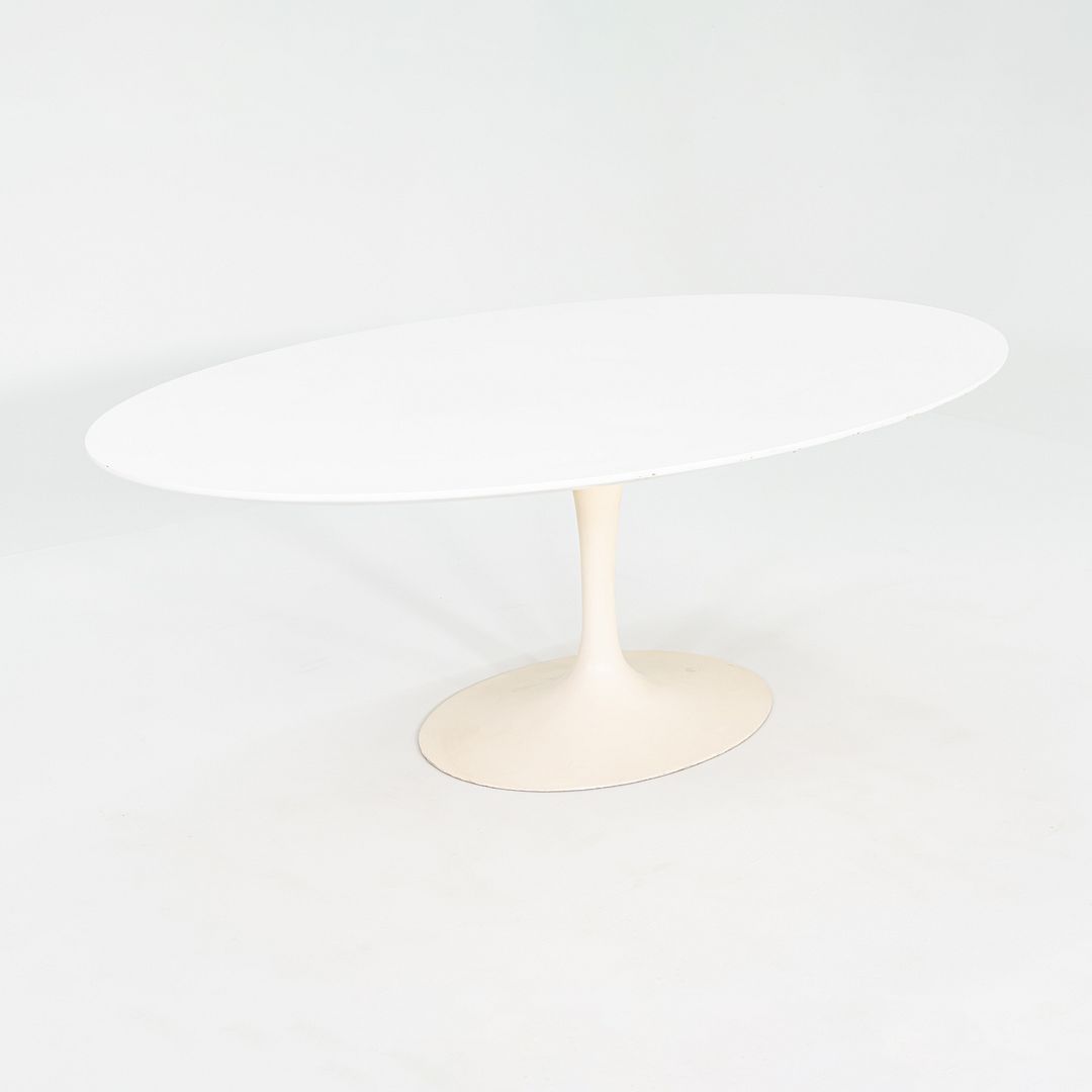 Tulip Dining Table