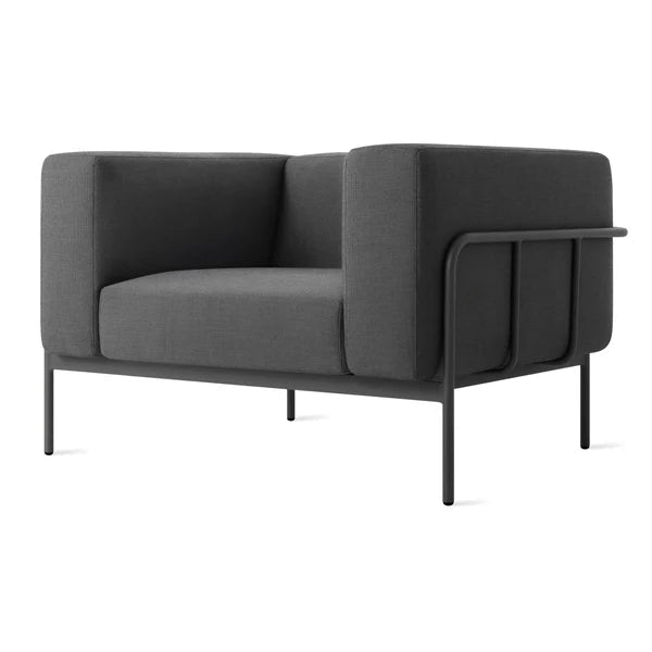 Cache Lounge Chair — Outdoor