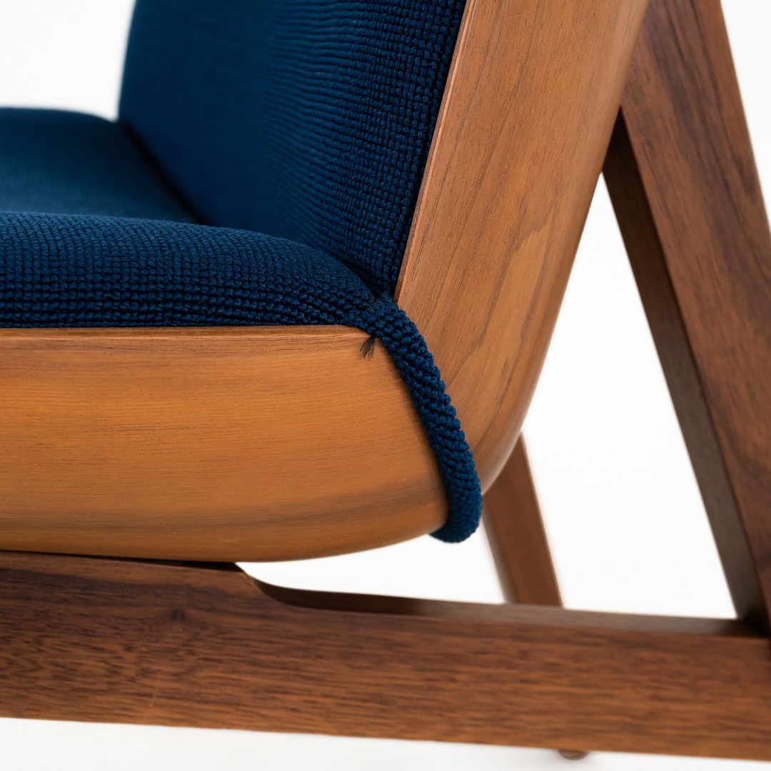 Clamshell Lounge Chair