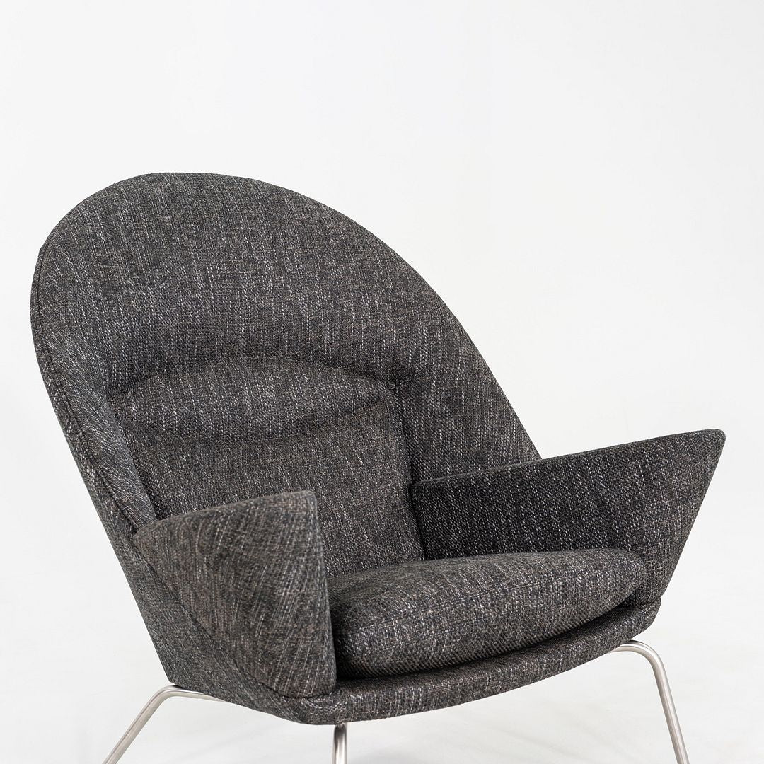 CH468 Oculus Lounge Chair and Ottoman