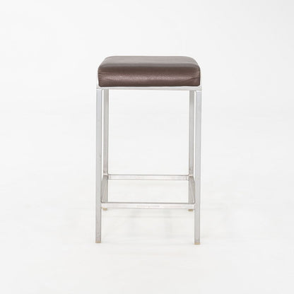 20-06 Stool