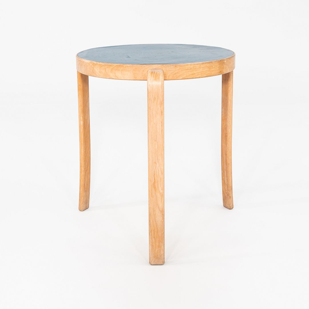 8000 Series Table