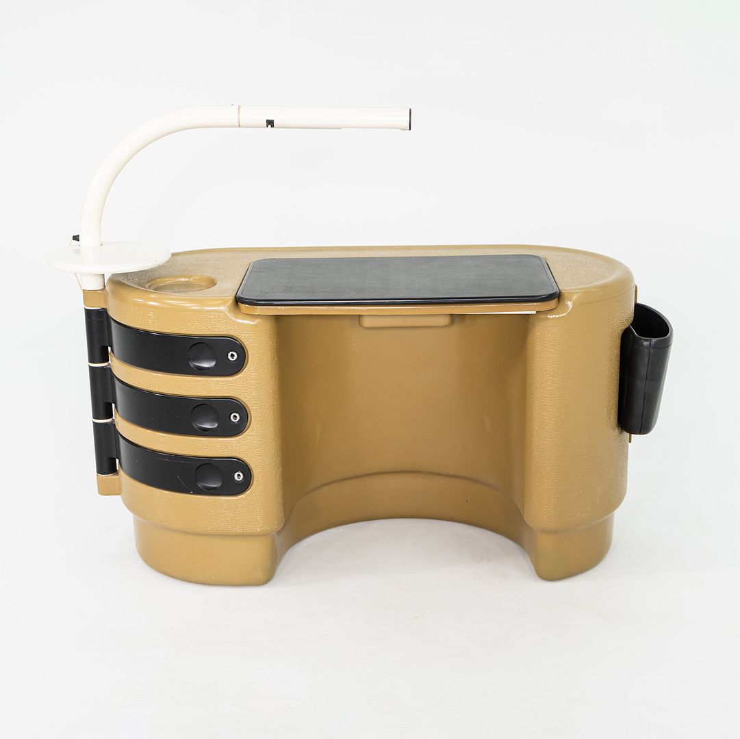 Hadi' Desk and Chair