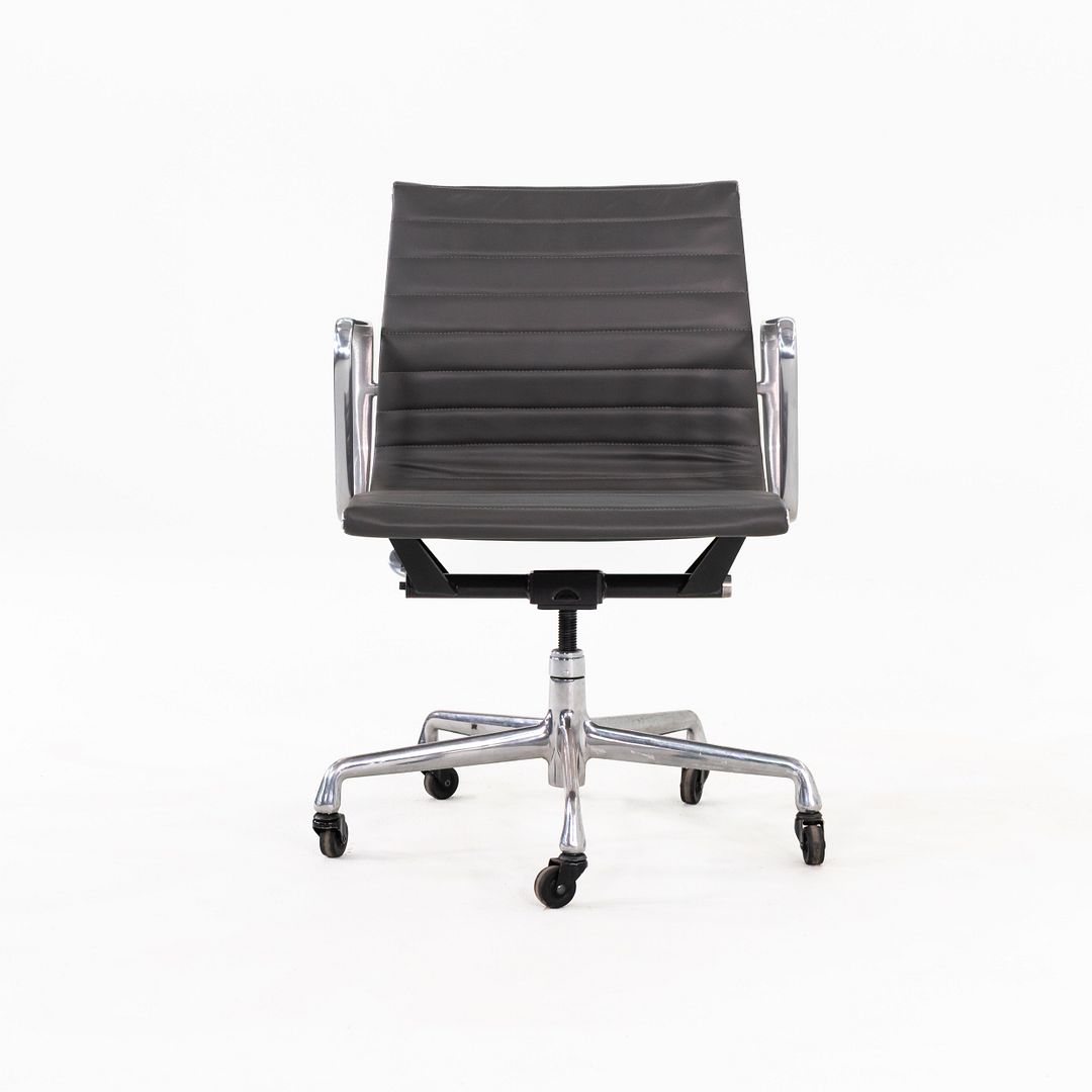 Aluminum Group Management Desk Chair, Model EA335