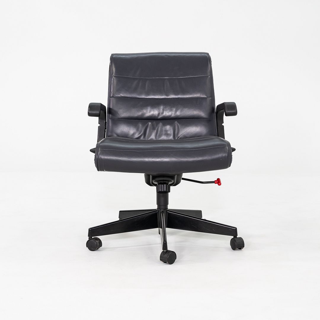 Management Desk Chair